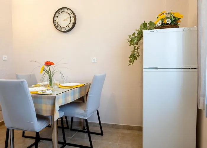 Amaltheia Apartment